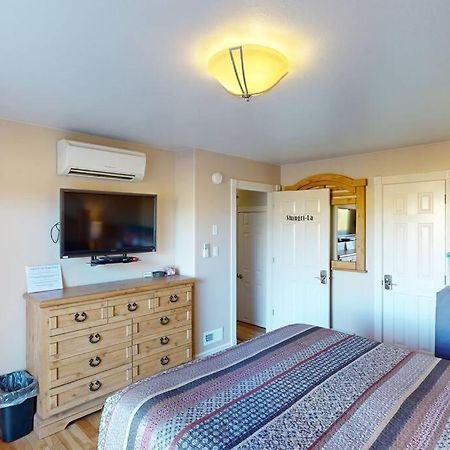 Parowan Tacit Shadow Resort Shangri-La King Suite, Gym, Coffee Bar, Hot-Tub, Free Laundry, Food Available מראה חיצוני תמונה