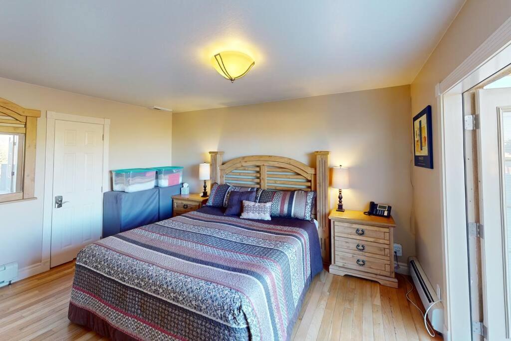 Parowan Tacit Shadow Resort Shangri-La King Suite, Gym, Coffee Bar, Hot-Tub, Free Laundry, Food Available מראה חיצוני תמונה